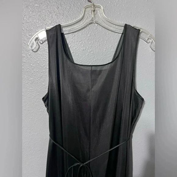 Vtg Pennys Gaymode Black 100% Nylon Long Night Gown 60s Sz MED w/tie GORGEOUS!! - Picture 6 of 10